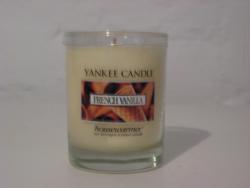 French Vanilla Tumbler 238 Yankee Candle® 